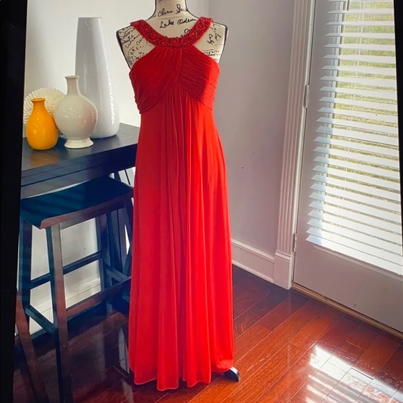 Alex Evenings Dresses & Skirts - Alex Evenings Beautiful Red Gown Size 10P